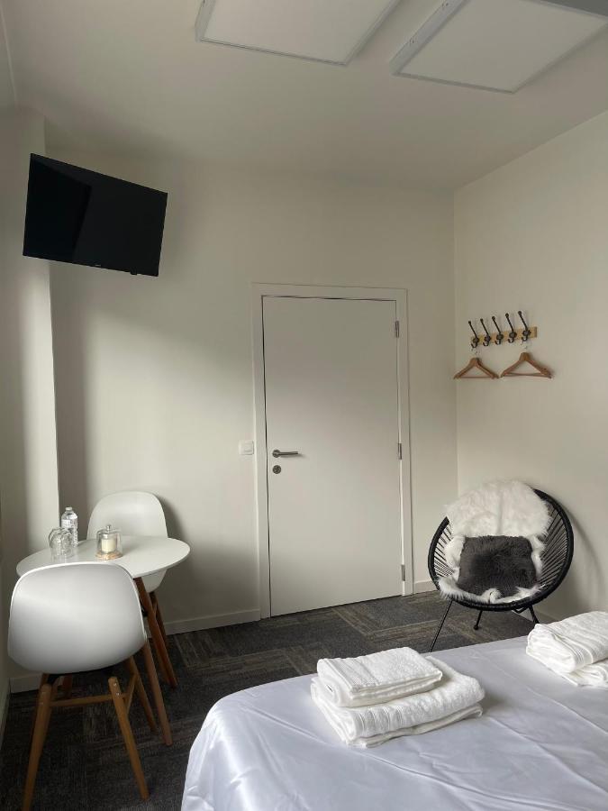 Mooie Kamer In Centrum Brugge Met Badkamer Exterior photo